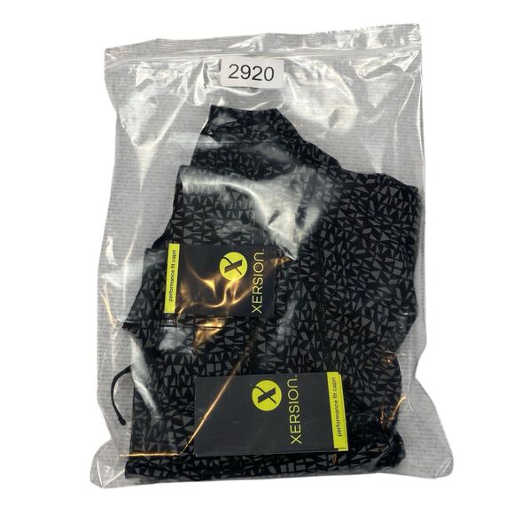 Xersion Women’s Activewear Performance Fit Capri Size XL Average MSRP: $44 - Picture 13 of 16